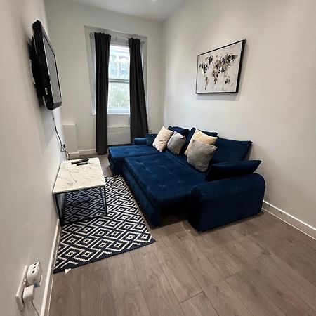 Central Locations 1 Bed Apartments Sleeps 4 London Kültér fotó