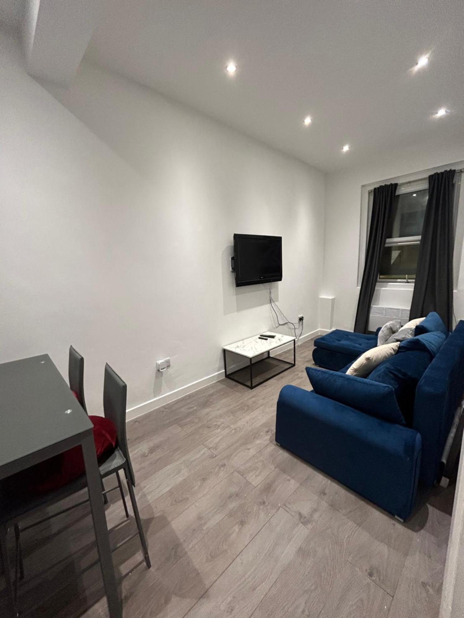 Central Locations 1 Bed Apartments Sleeps 4 London Kültér fotó